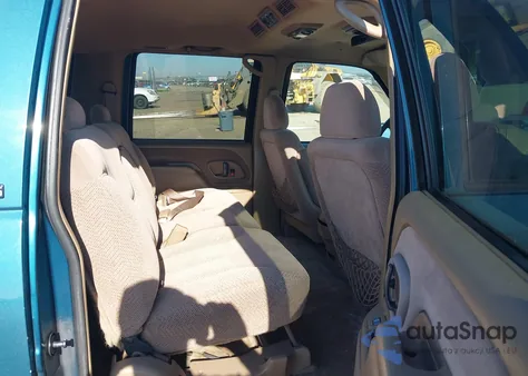 1995 Chevrolet Suburban K1500 из США, поврежденный, VIN 1GNFK16K6SJ332595